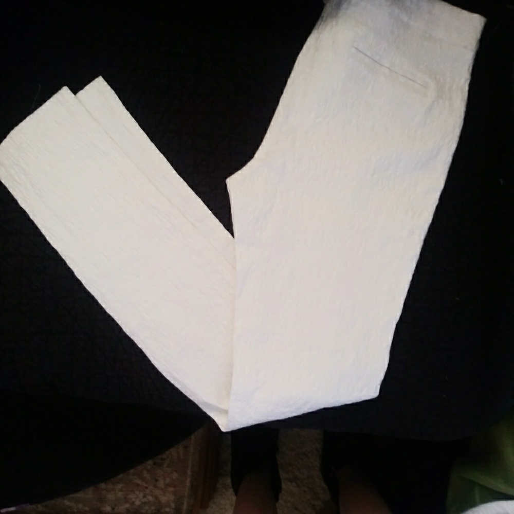 NWT! White SOHO pants
